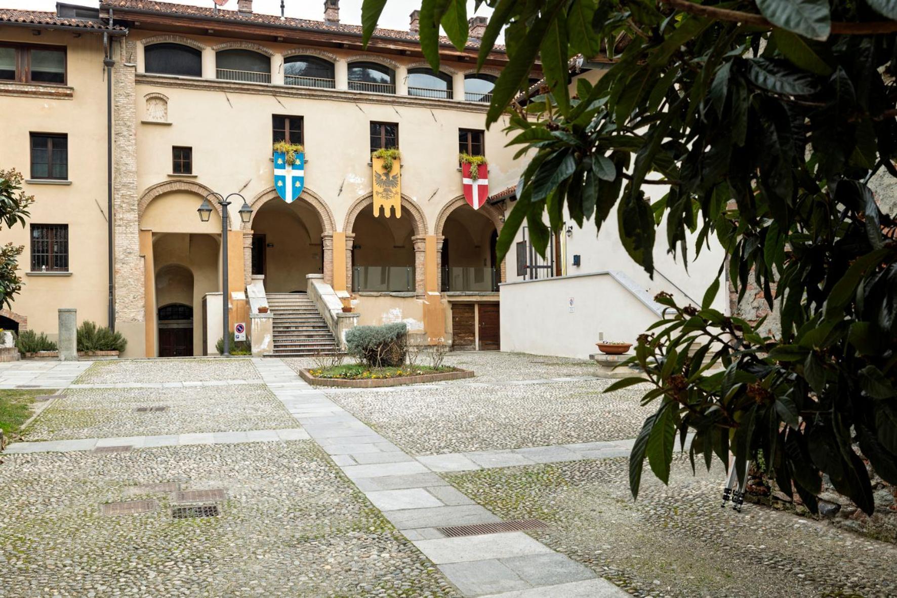 Appartamento Palazzo Dei Duchi อาวิยานา ภายนอก รูปภาพ